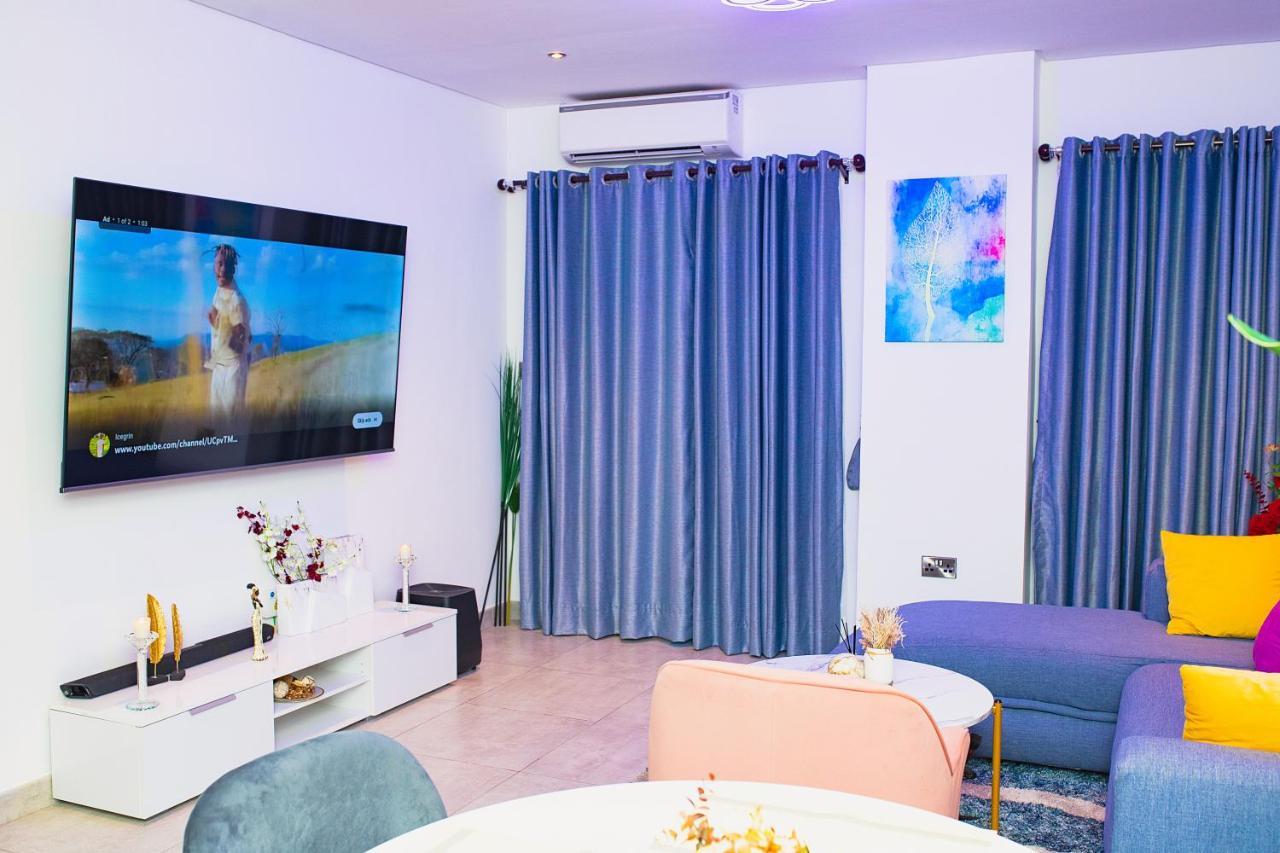 Piano And Gold At The Signature, Tetteh Quarshie Acra Exterior foto